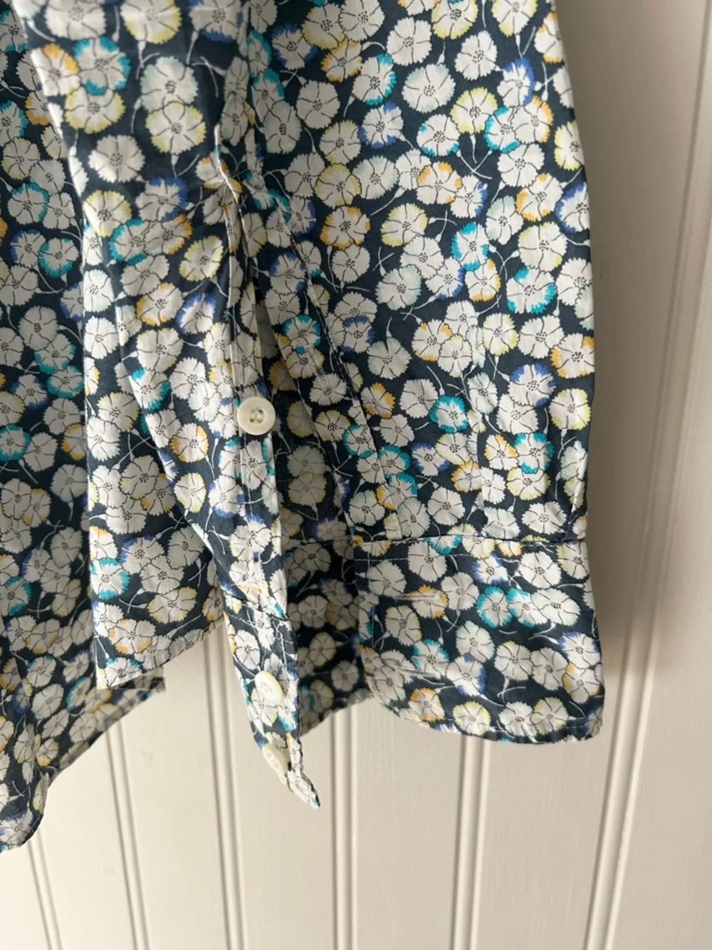 J. Crew 10 Perfect Navy Blue Floral Long Sleeve Cotton Button-Down Shirt - Picture 6 of 6